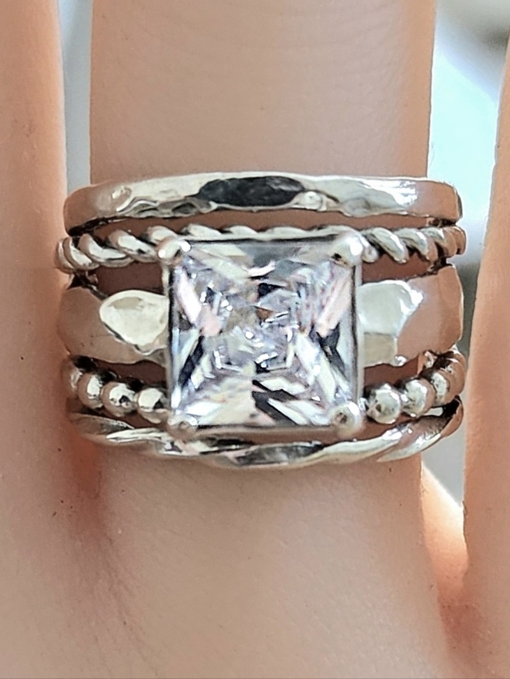 Noa Zuman Signed Sterling Silver 925 Clear CZ Stone Hammered 6.5 Ring Israel